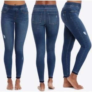 Spanx Jeans Womens XS Medium Wash Distressed Ankle Skinny Fit Pull On‎ Jeans